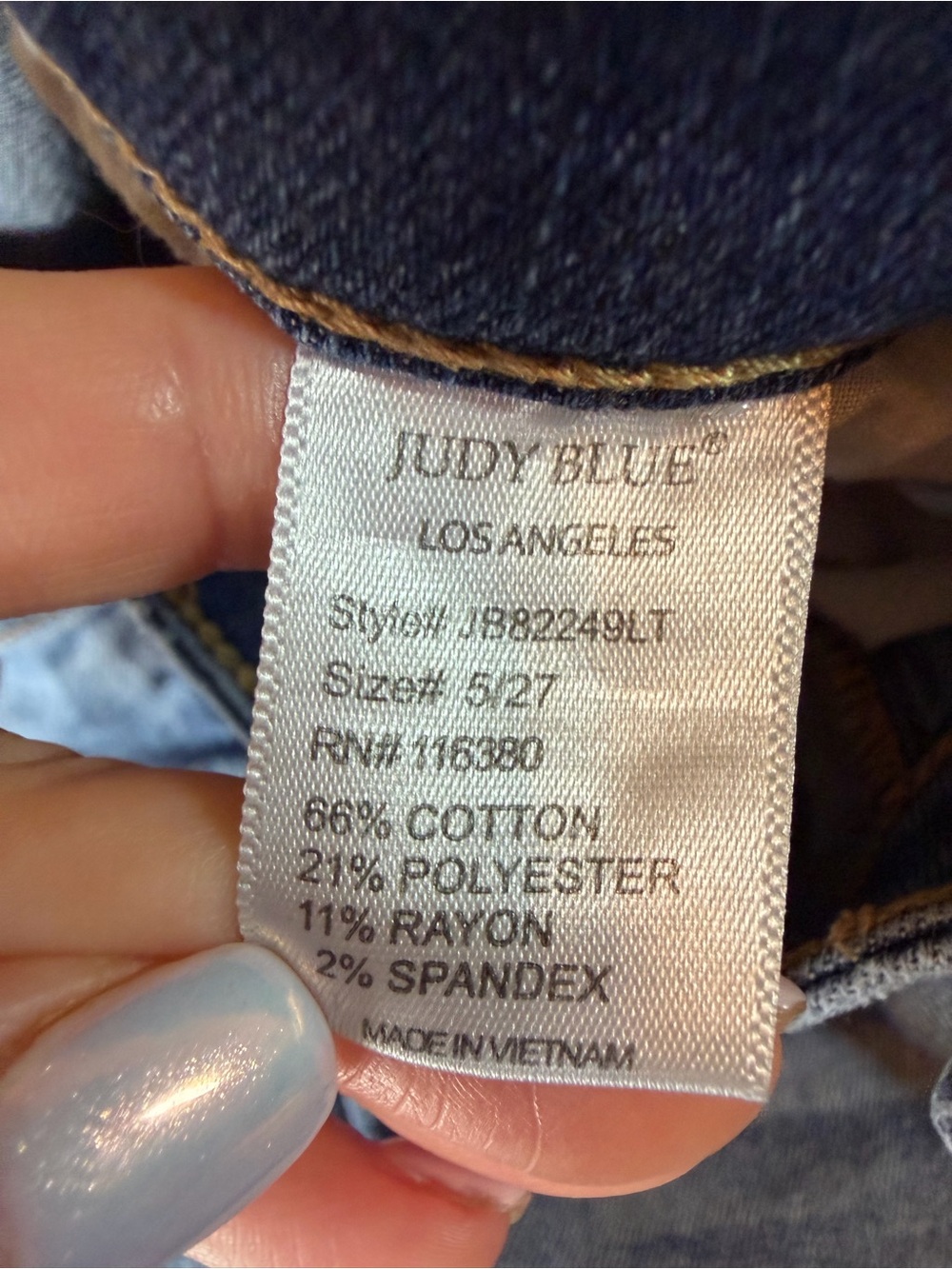 Judy Blue Women’s Size 5/27 Skinny Fit Capri Jeans Distressed Raw Hem Light Wash - Picture 15 of 16